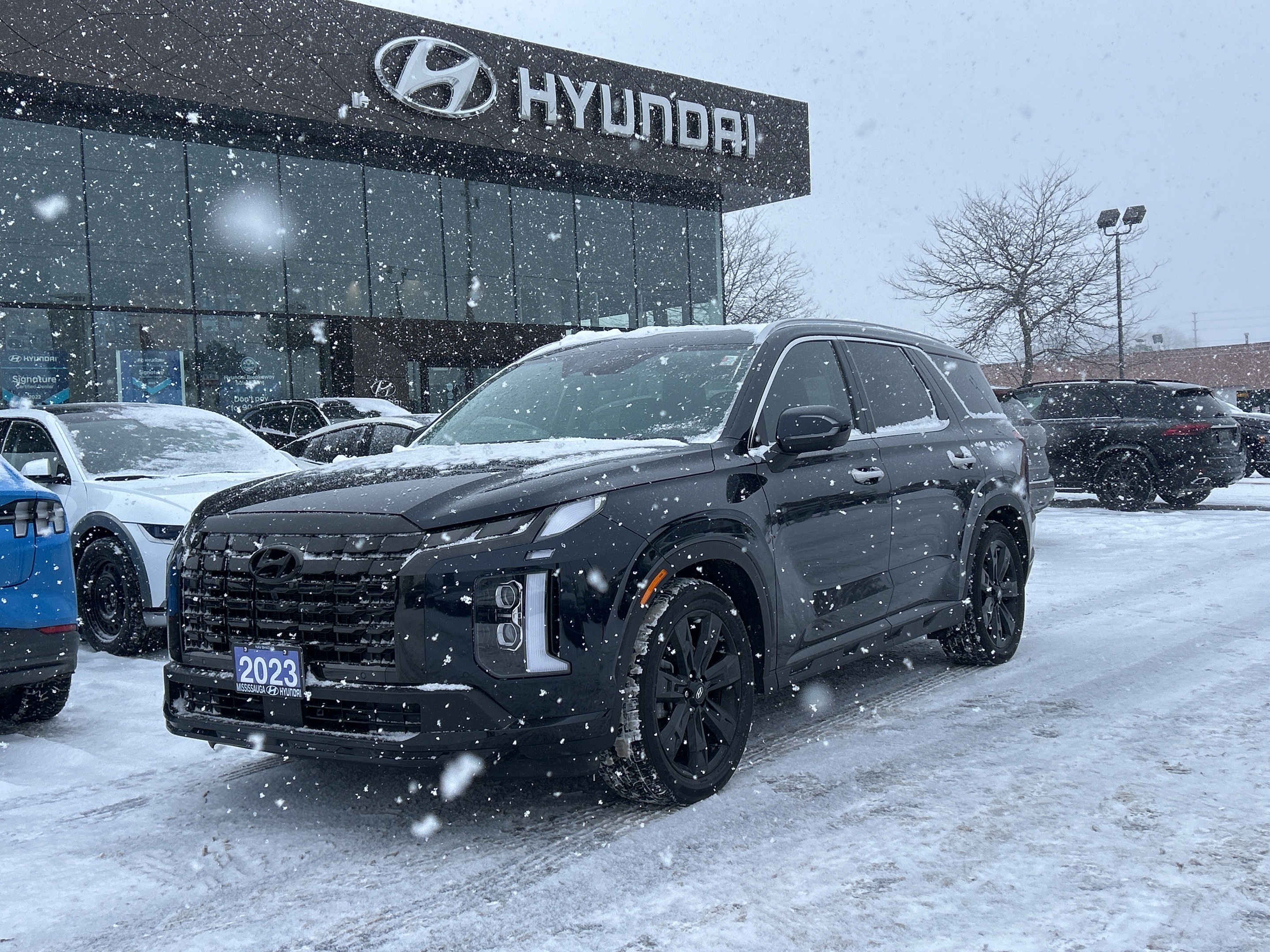 2023 Hyundai Palisade Urban AWD with 7 Passenger Seating