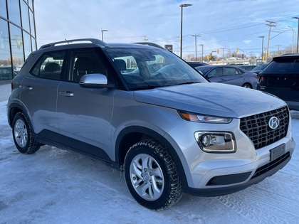used 2023 Hyundai Venue car