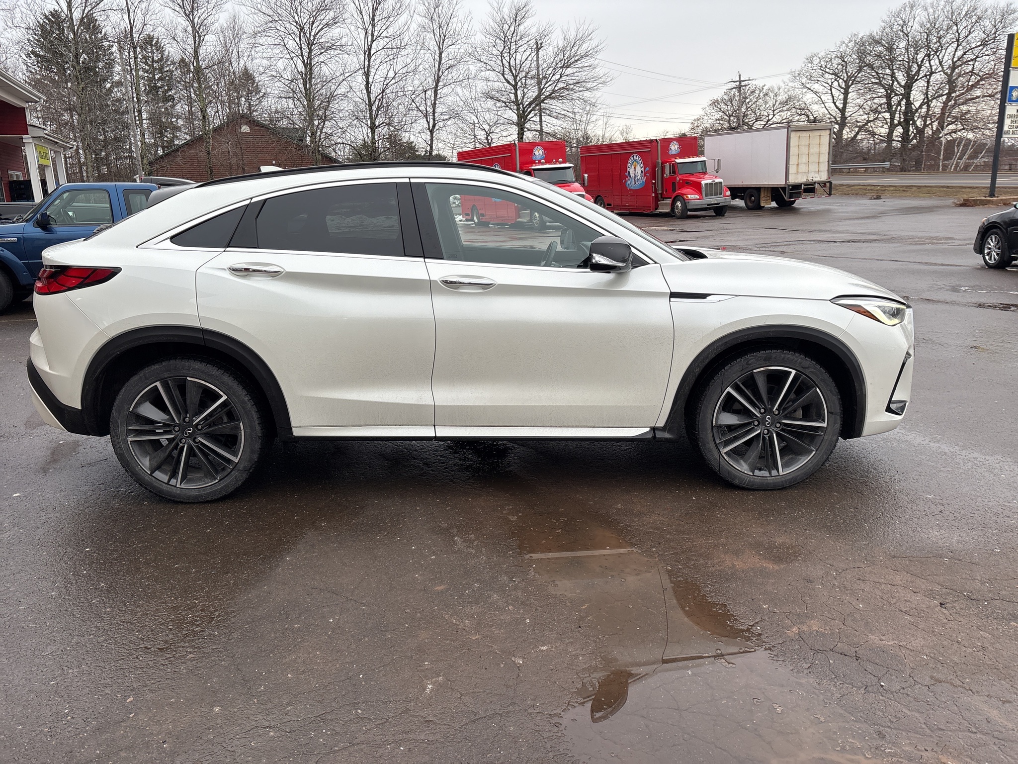 2022 Infiniti QX55