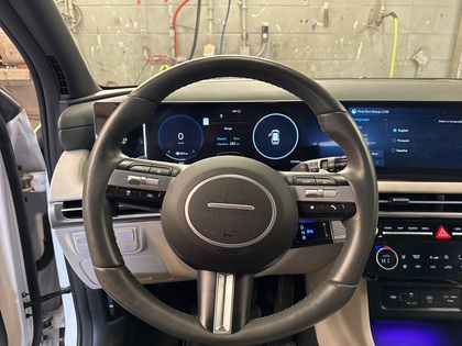 used 2025 Hyundai Tucson Plug-In Hybrid car, priced at $46,000