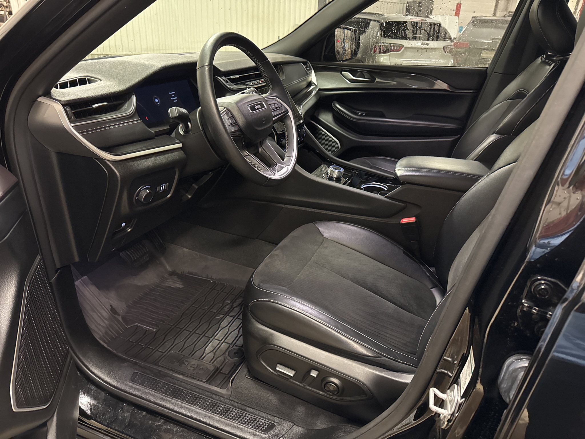 2022 Jeep Grand Cherokee L