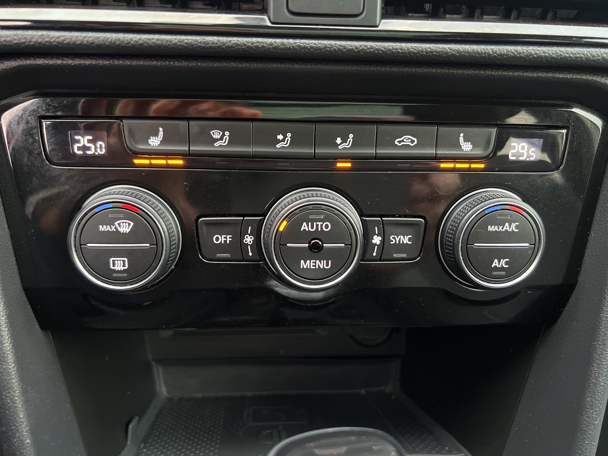 2024 Volkswagen Taos