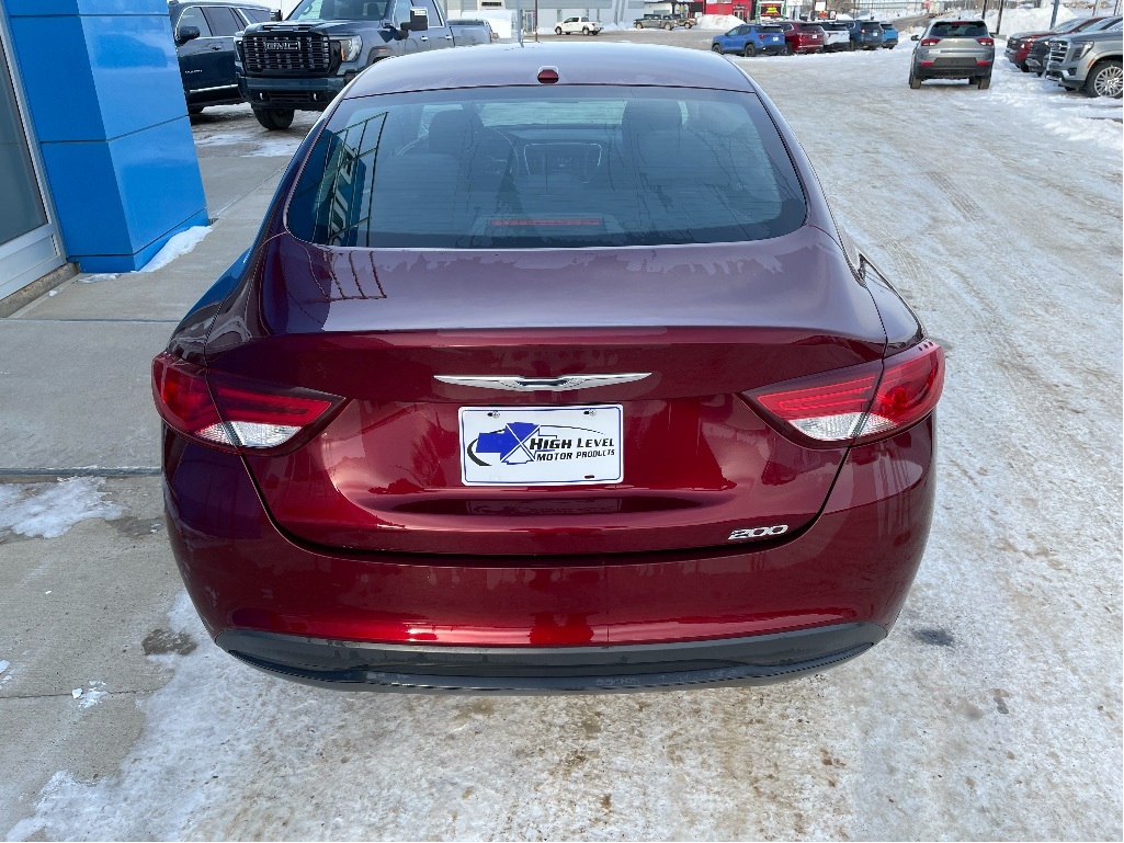2017 Chrysler 200