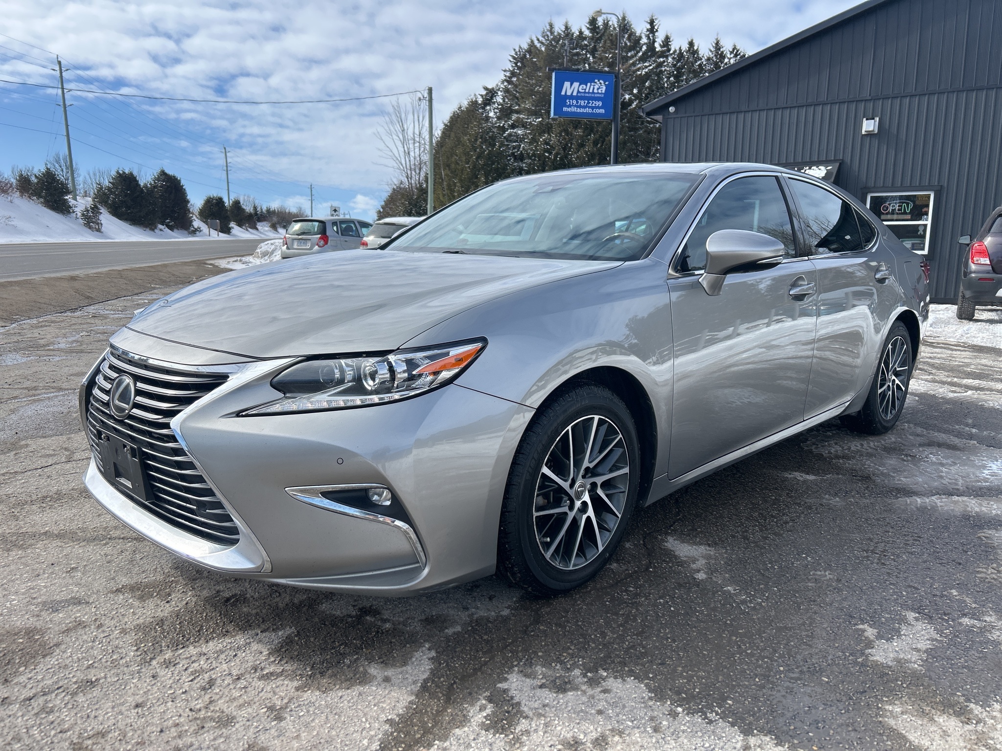 2018 Lexus ES