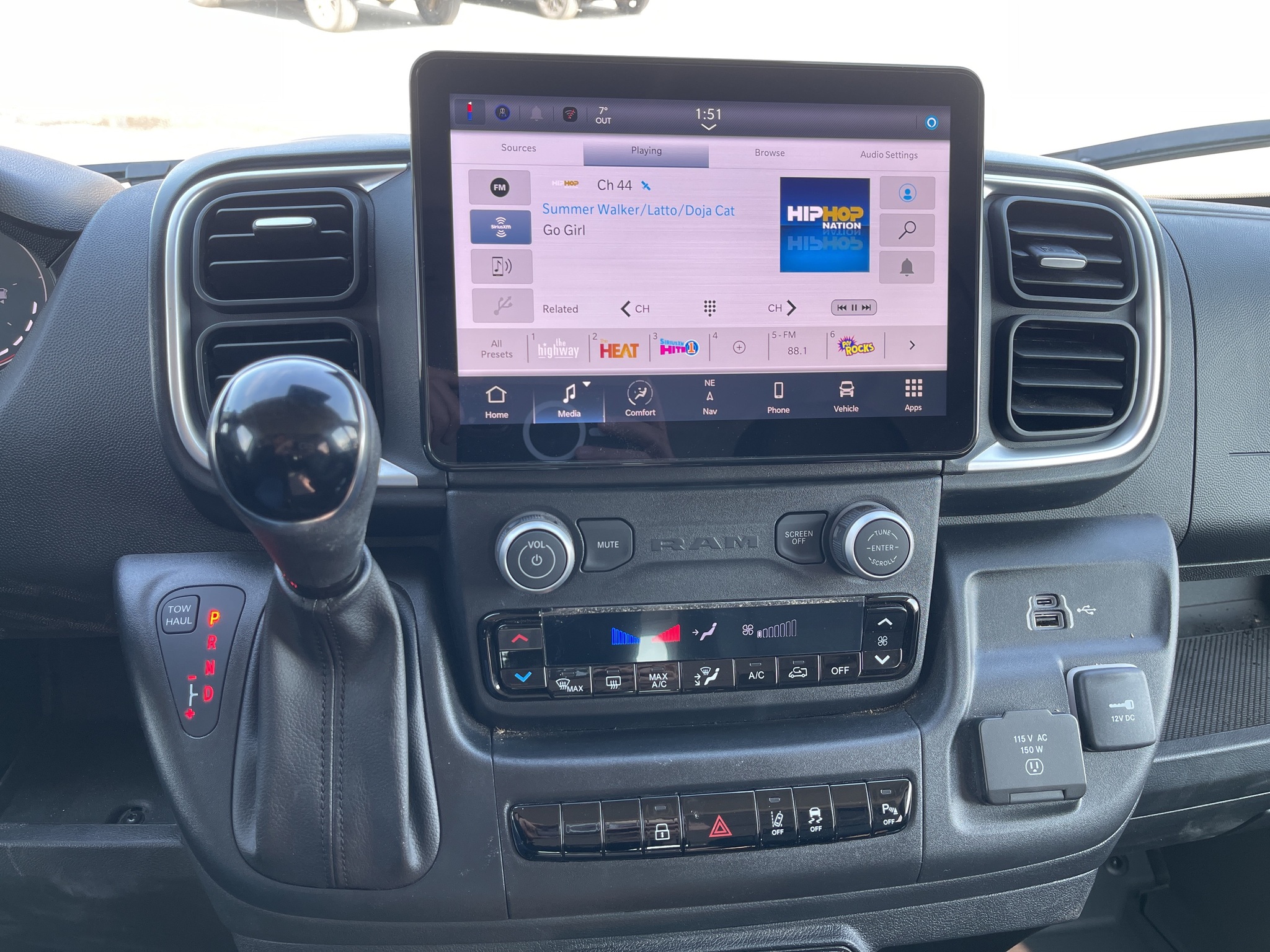 2025 RAM PROMASTER WINDO