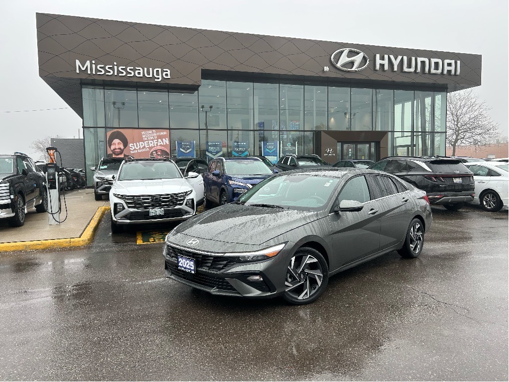 Hyundai Elantra Hybrid Luxury FWD 2025