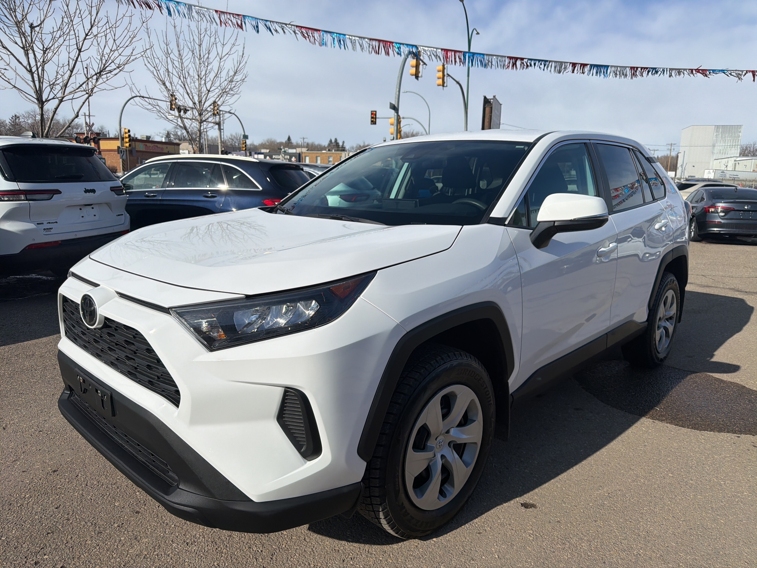 2022 Toyota RAV4 LE AWD