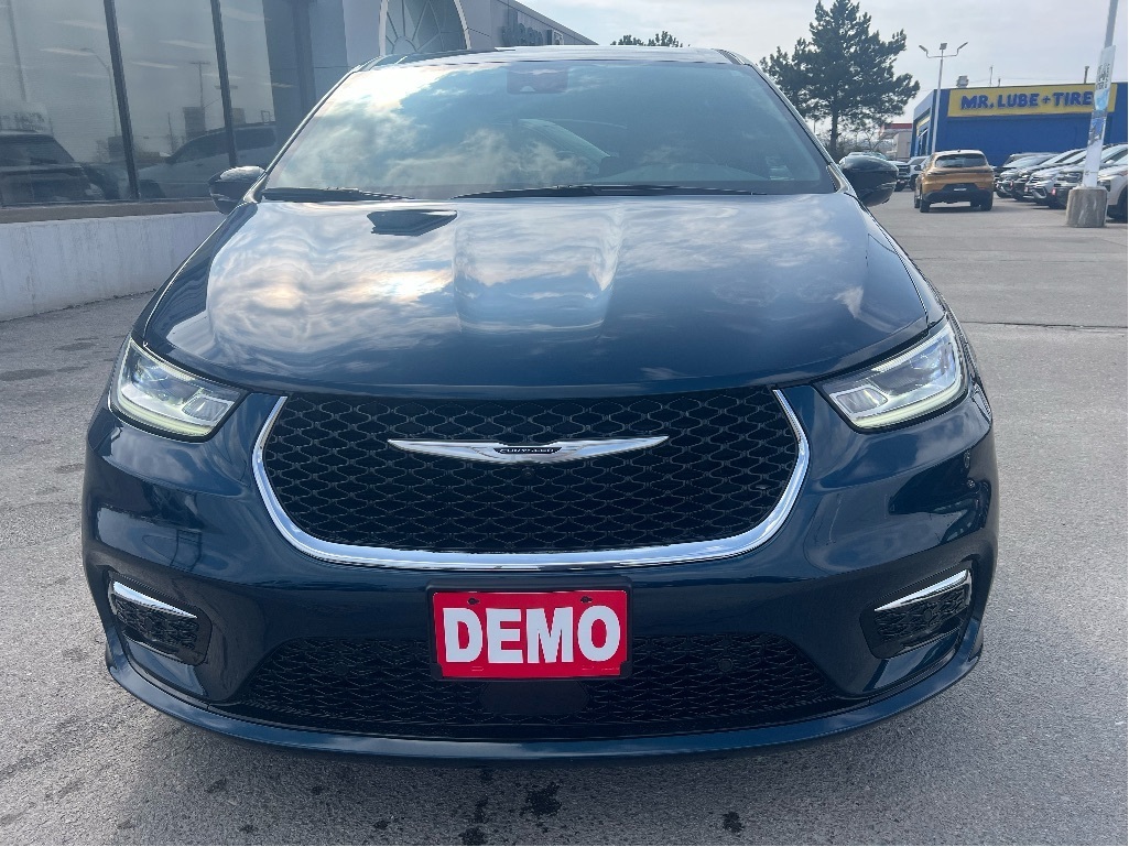 2025 Chrysler Pacifica