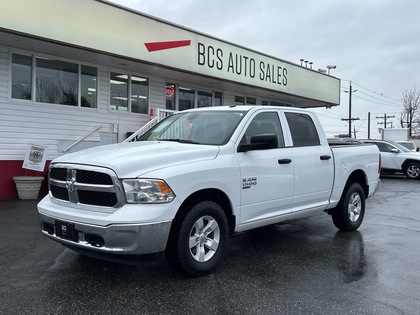 2023 RAM 1500 Classic SLT Crew Cab 4WD
