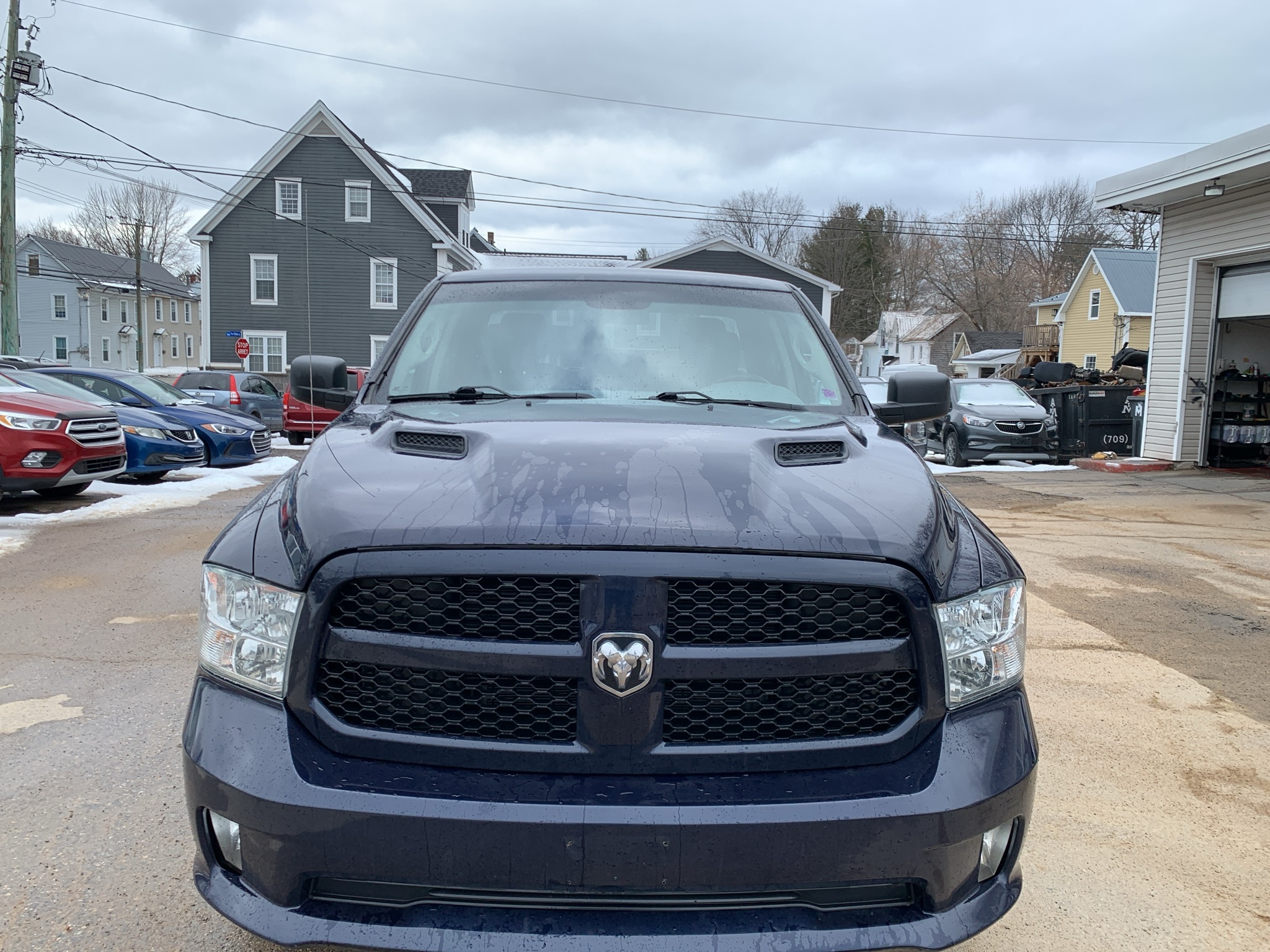 RAM 1500 Classic Express Quad Cab 4WD 2019
