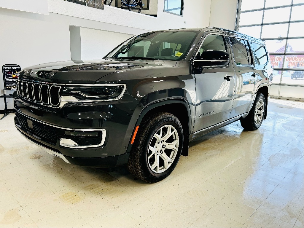 2023 Jeep Wagoneer