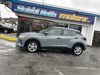 Nissan Kicks Play S FWD 2025