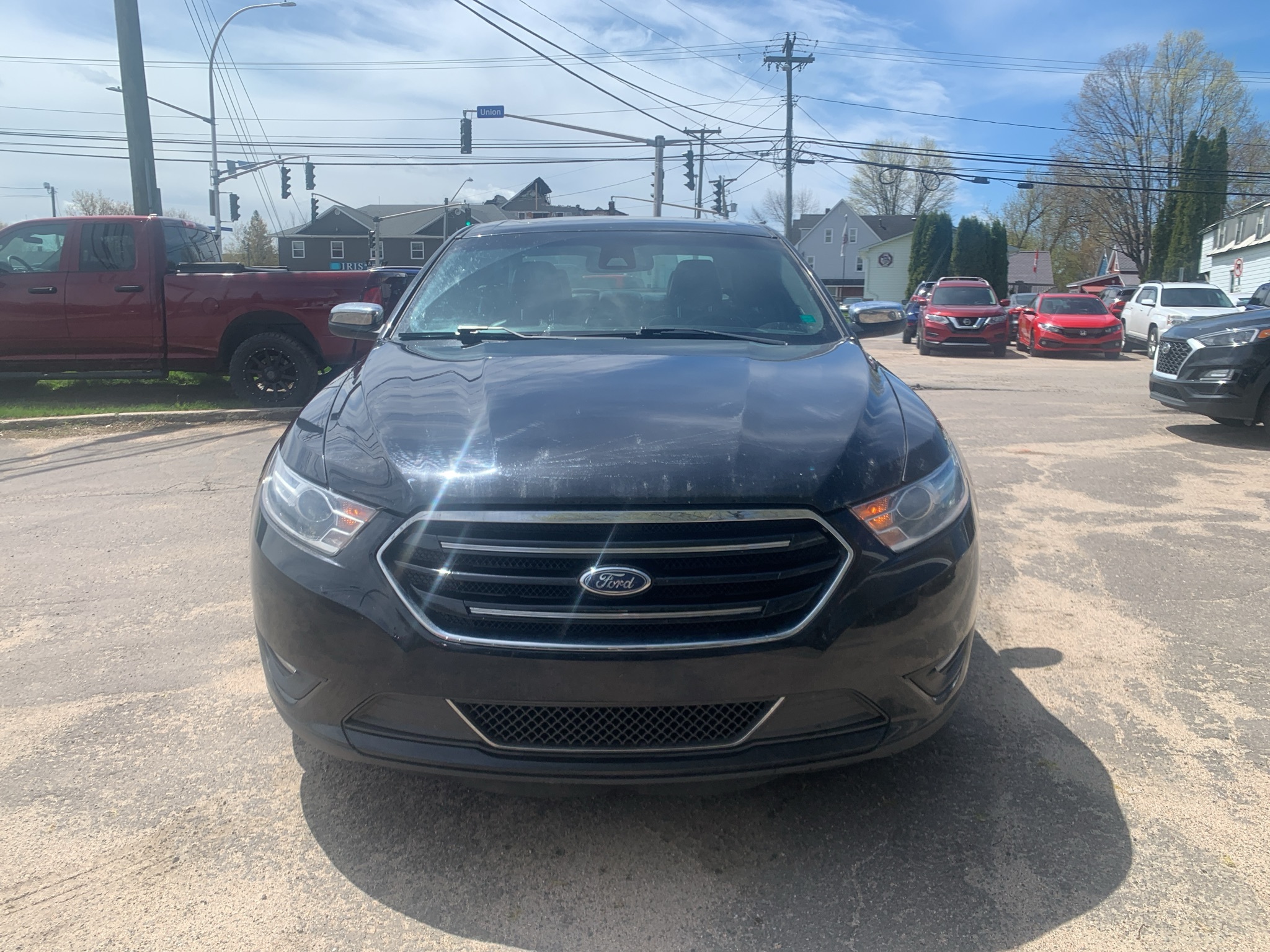 2019 Ford Taurus