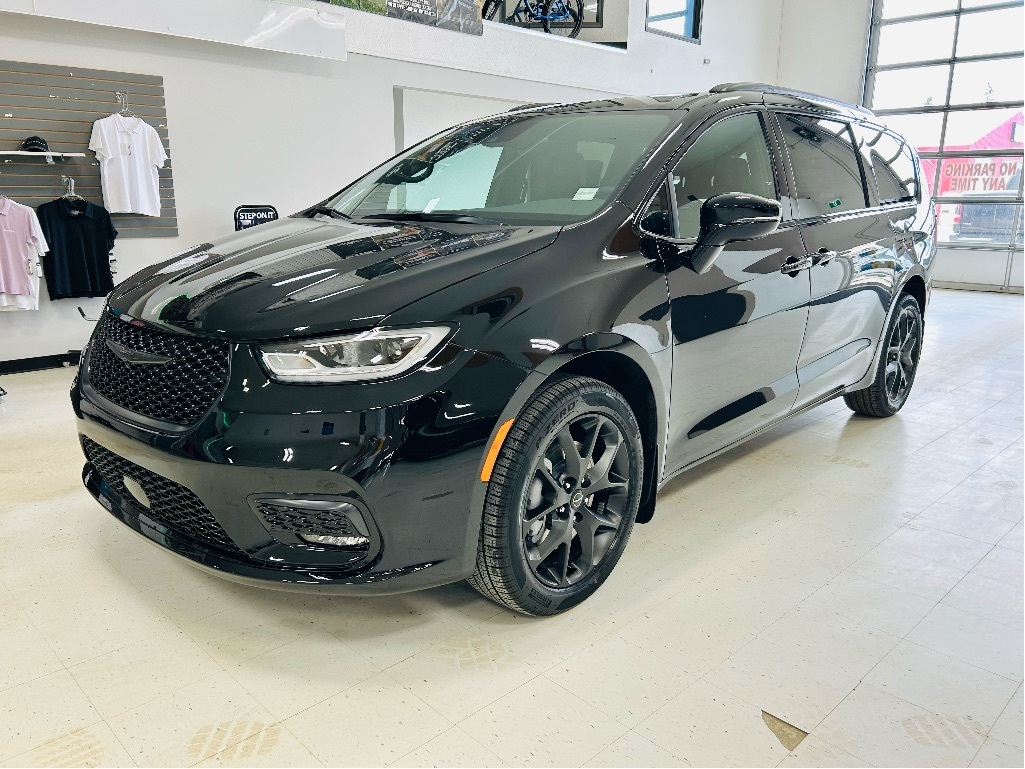2026 Chrysler Pacifica