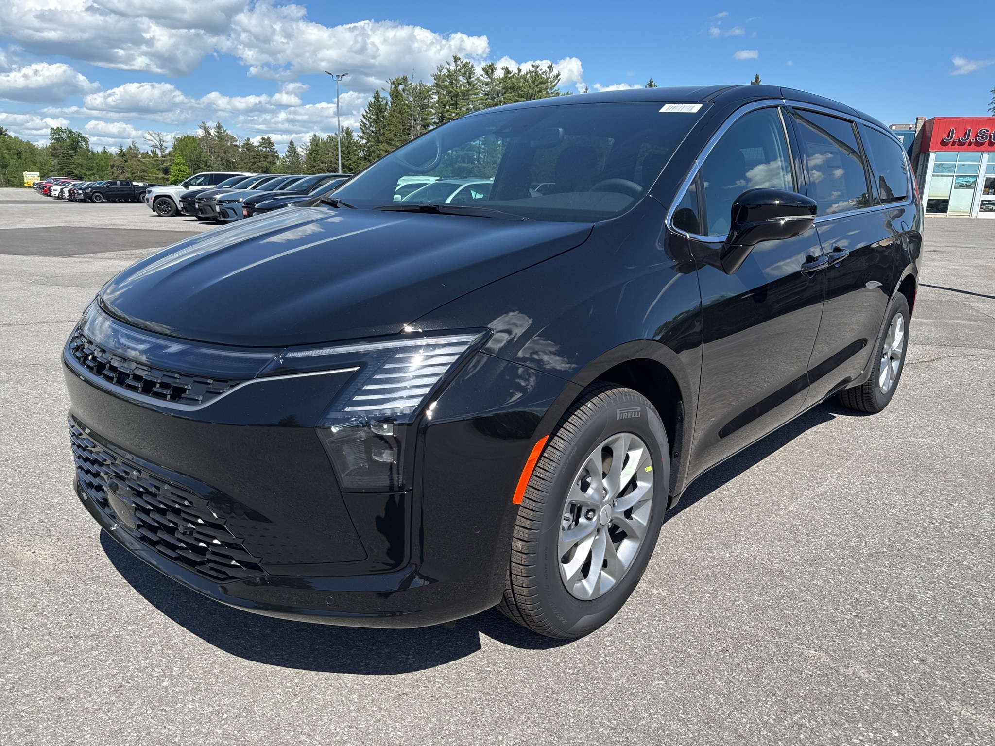 2027 Chrysler Pacifica