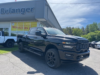 2026 RAM 3500 Big Horn Crew Cab 4WD