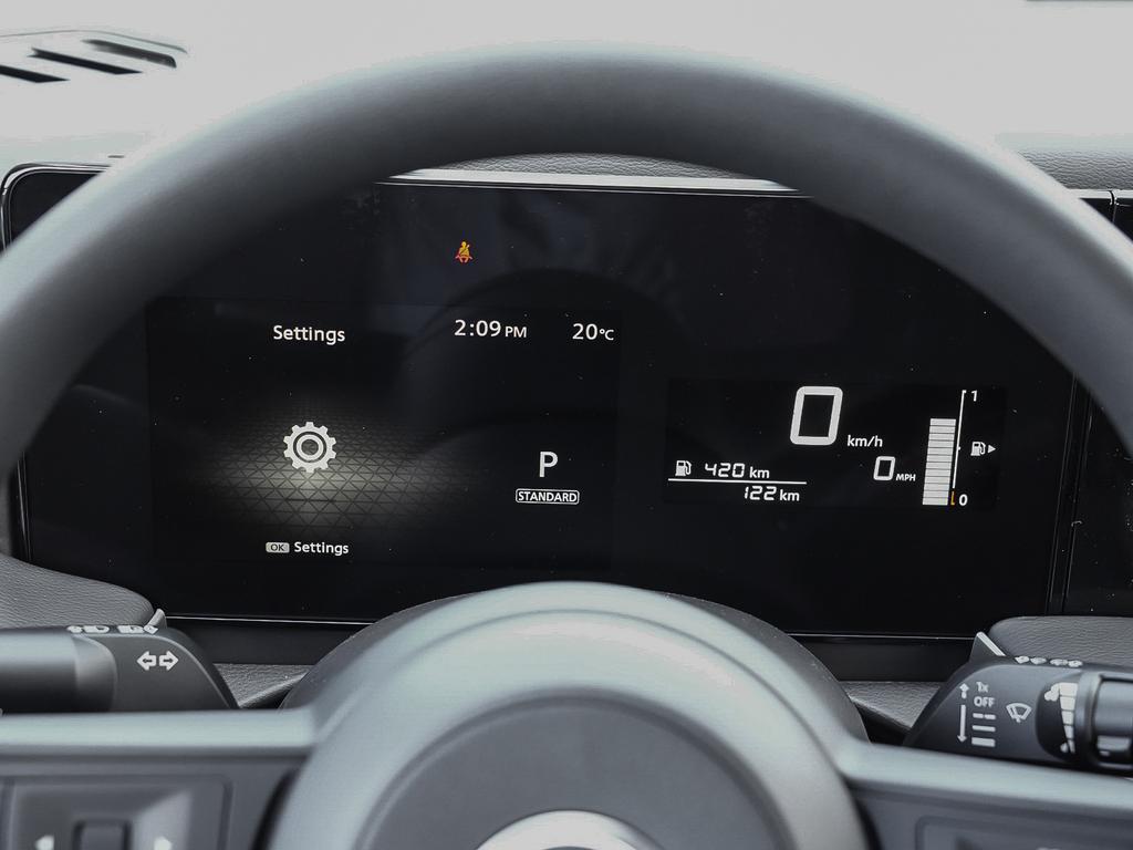 2025 Nissan Kicks S FWD