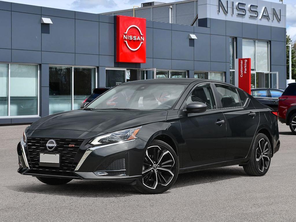 2025 Nissan Altima SR