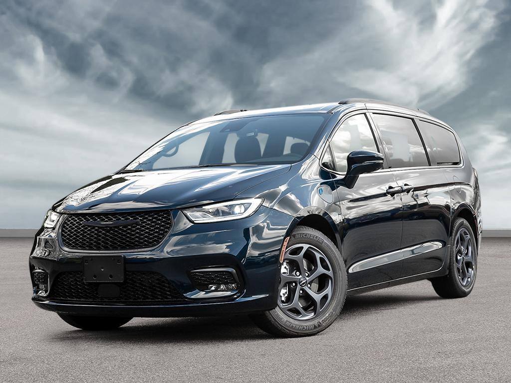 2025 Chrysler Pacifica Hybrid 