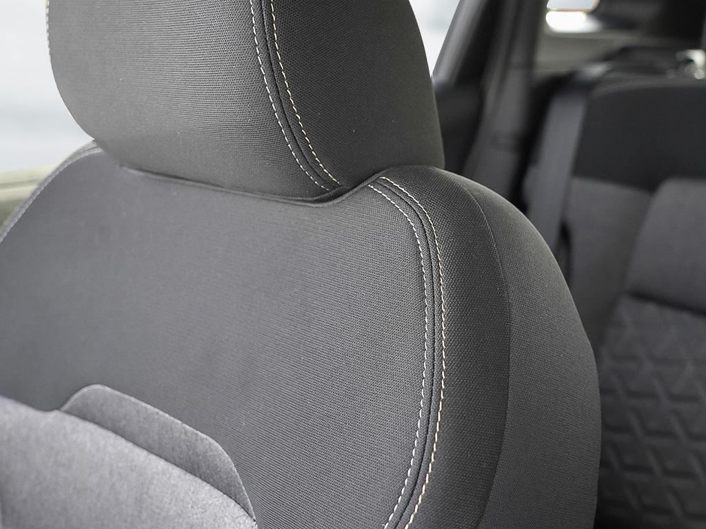 2025 Nissan Kicks SV, Toronto, Cash