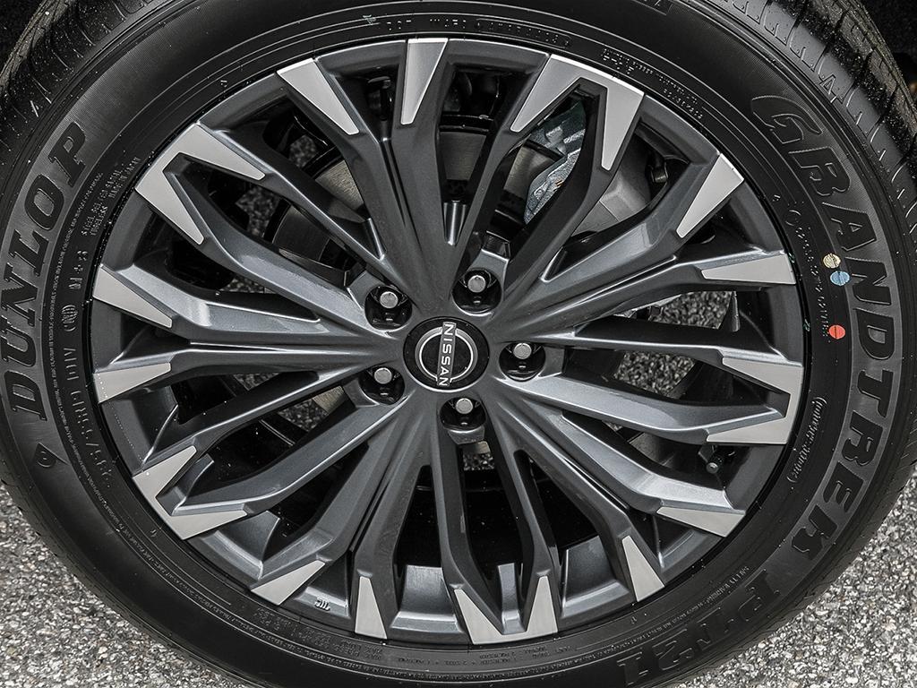 2025 Nissan Rogue Platinum, Toronto, Cash