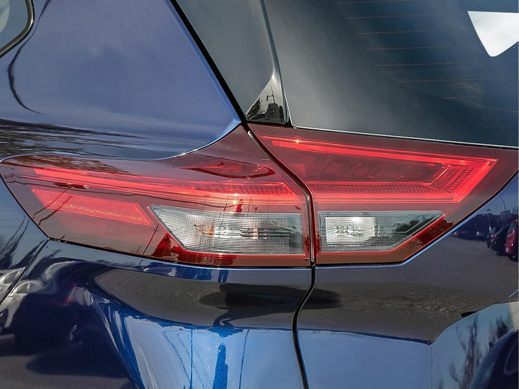 2025 Nissan Rogue Platinum, Toronto, Cash