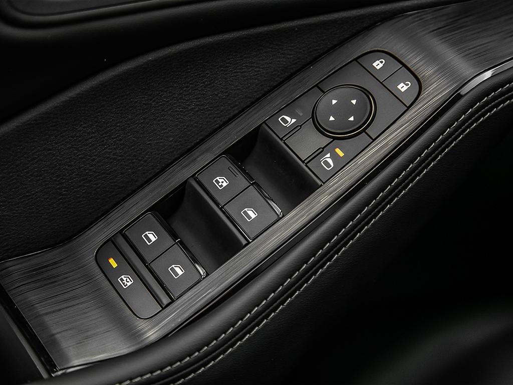 2025 Nissan Rogue SV Moonroof, Toronto, Cash