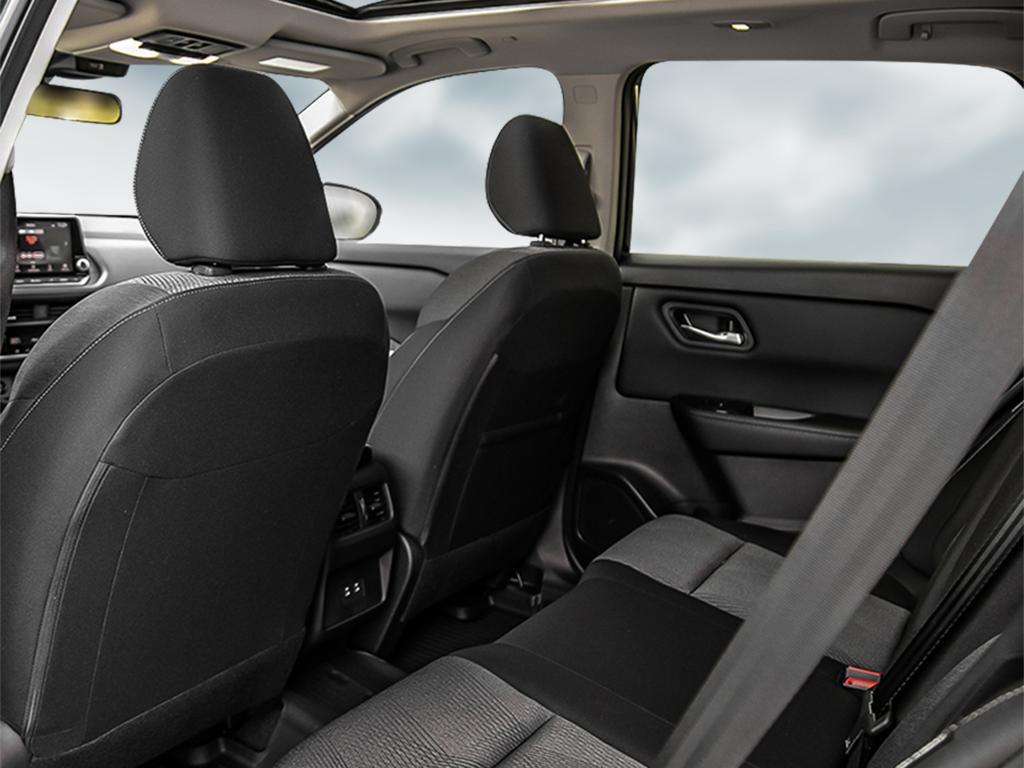 2025 Nissan Rogue SV Moonroof, Toronto, Cash