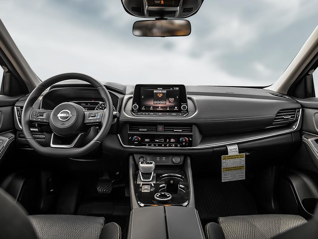 2025 Nissan Rogue SV Moonroof, Toronto, Cash