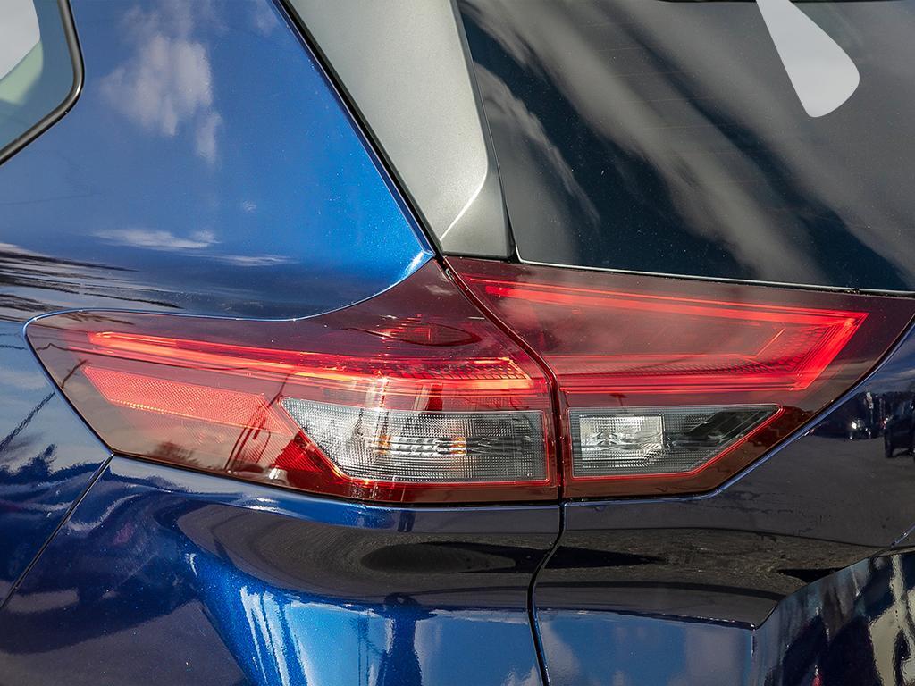 2025 Nissan Rogue SV Moonroof, Toronto, Cash