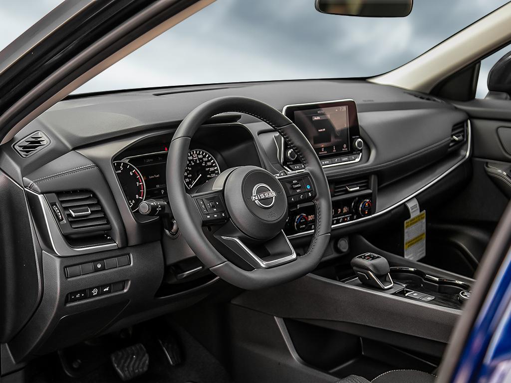 2025 Nissan Rogue SV Moonroof, Toronto, Cash