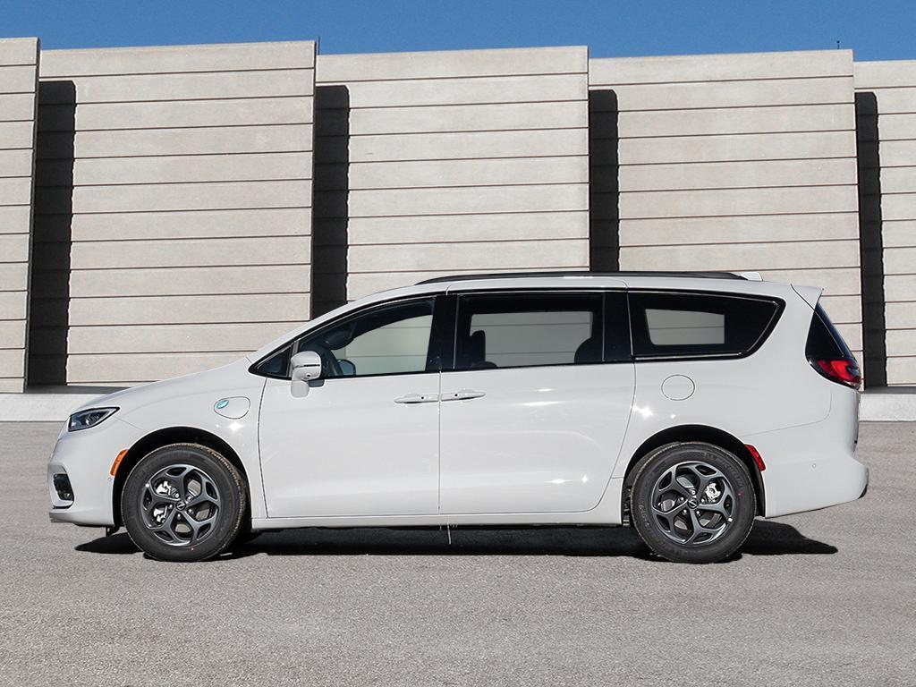 2026 Chrysler Pacifica Hybrid