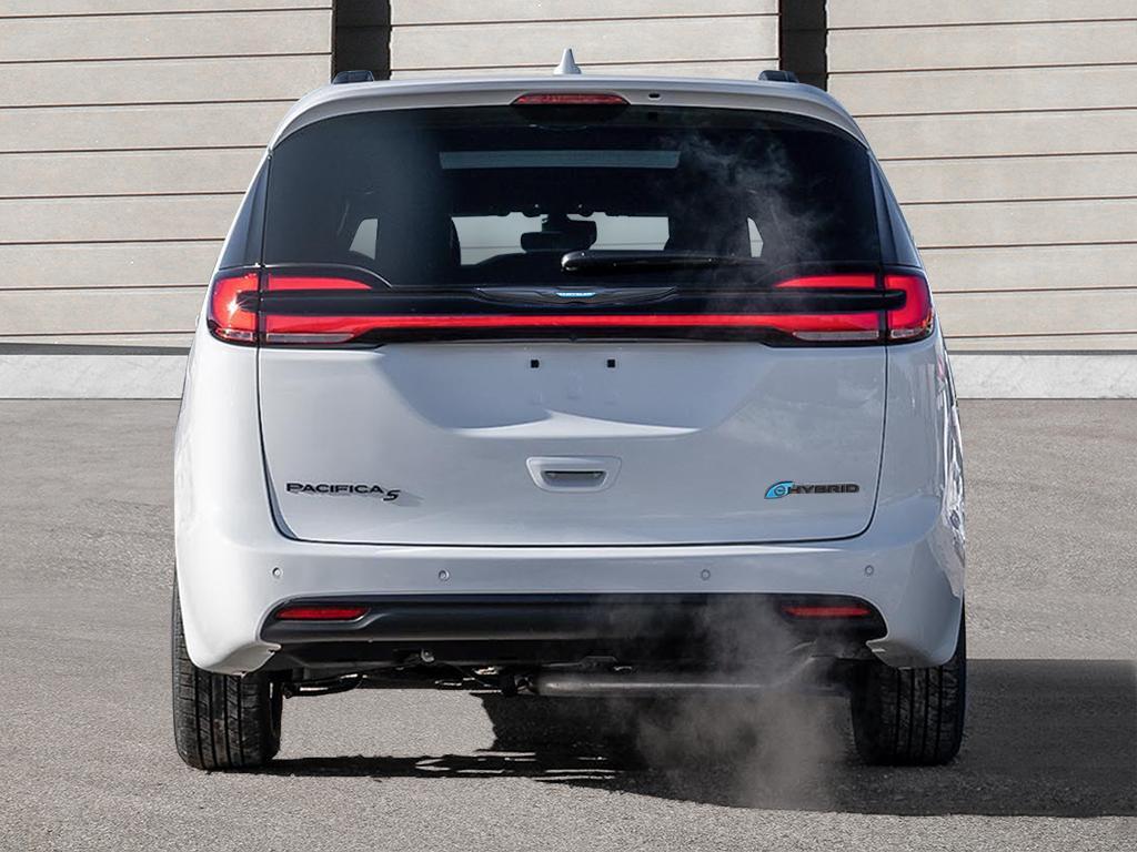 2026 Chrysler Pacifica Hybrid