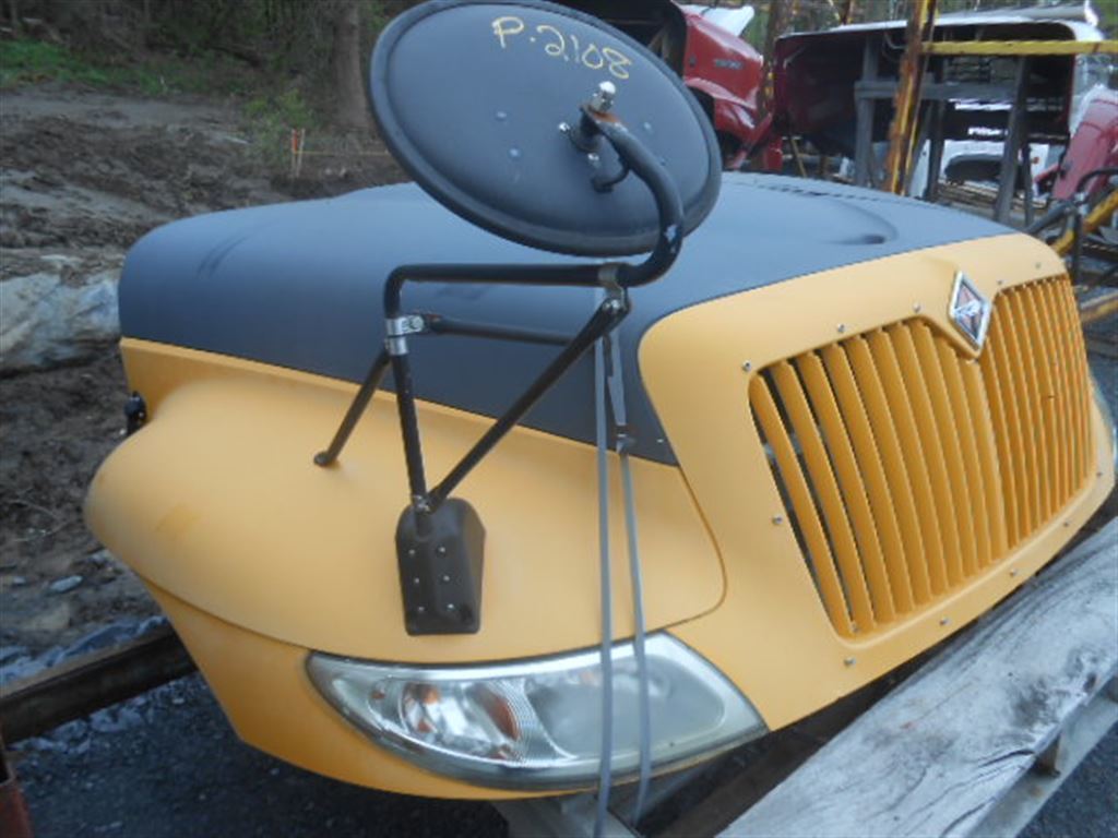 2004 International 4300 Hood d'Autobus International 4300