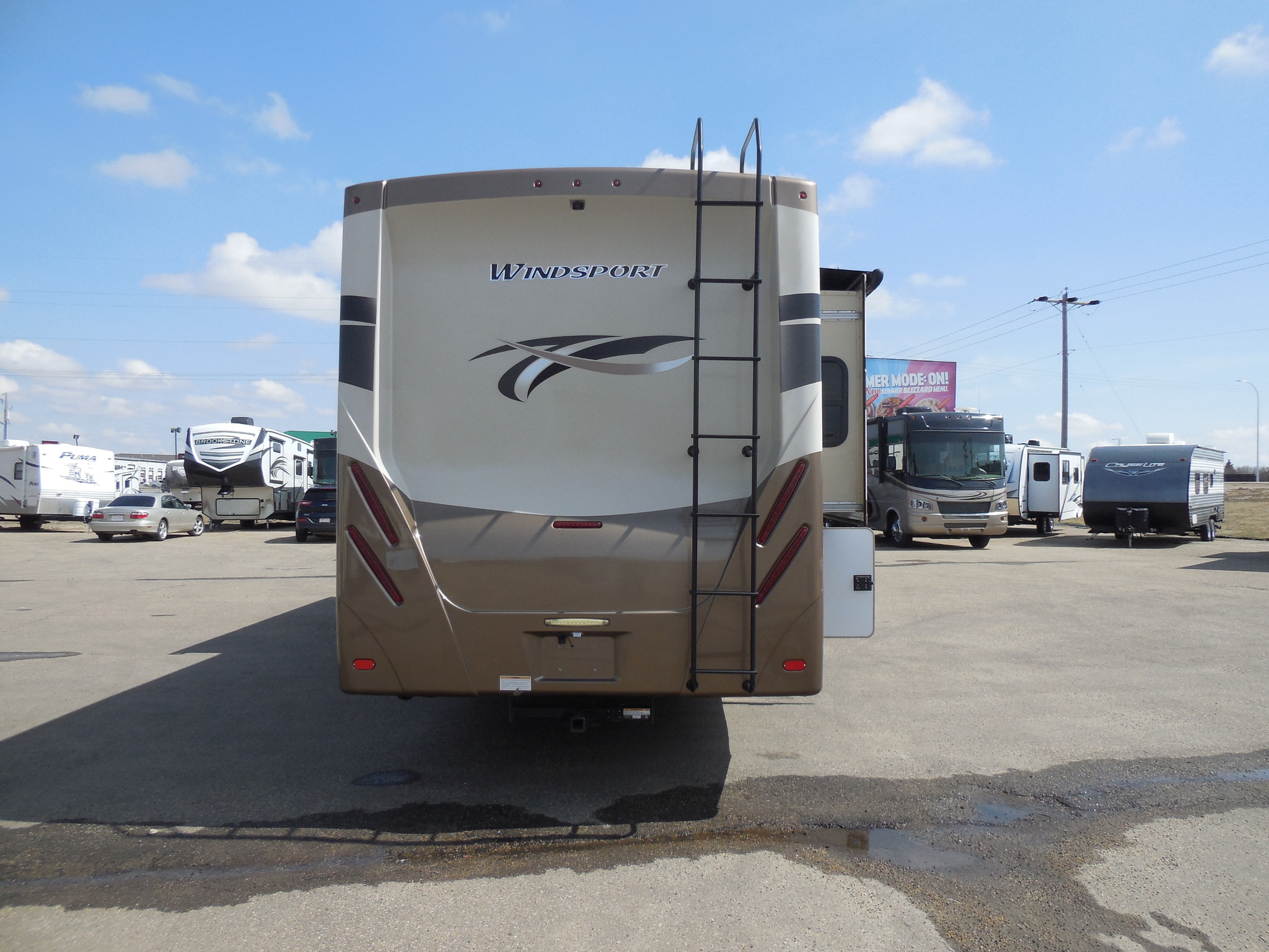 2017 Thor Motor Coach Windsport