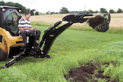 2025 Erskine BACKHOE 