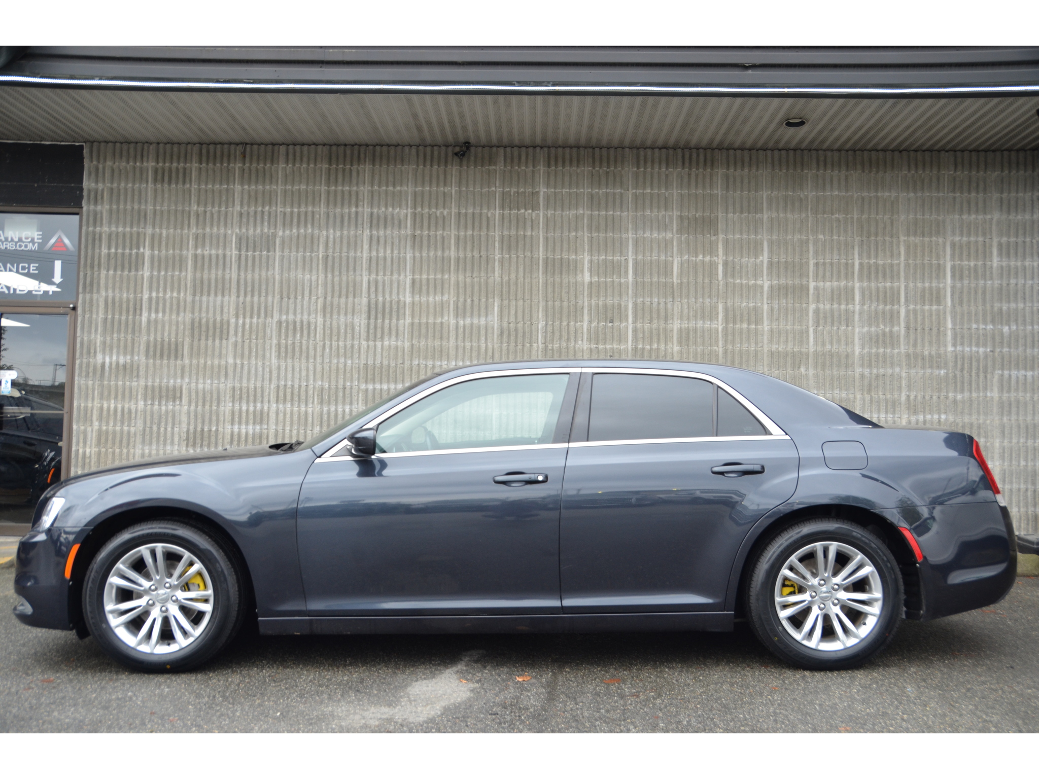 2017 Chrysler 300