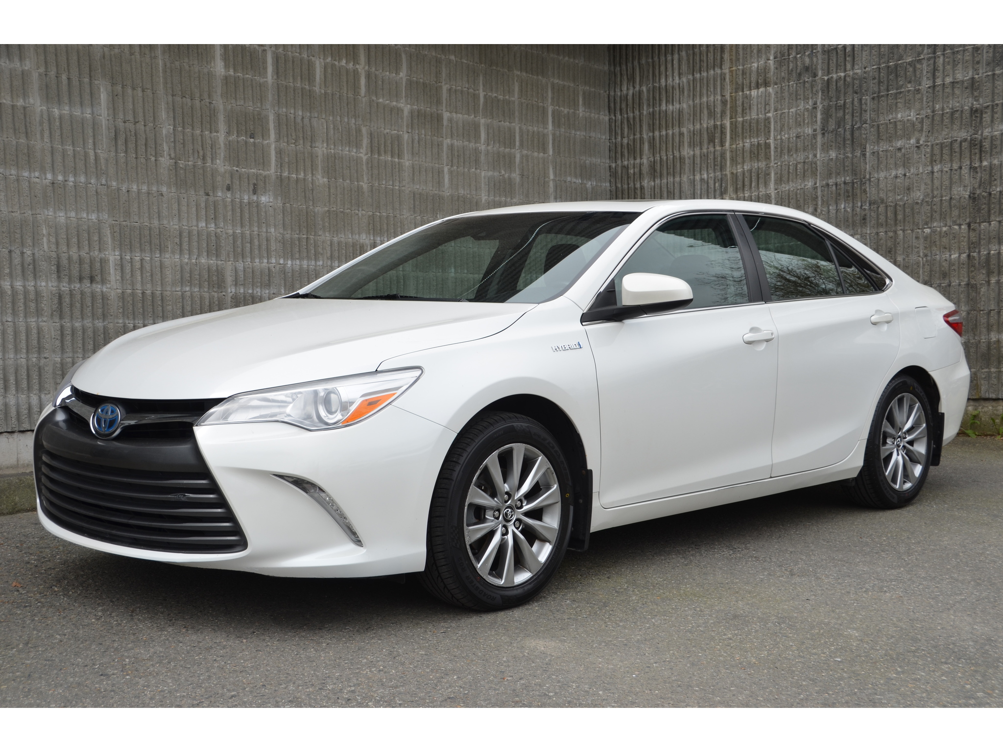 2017 Toyota Camry Hybrid
