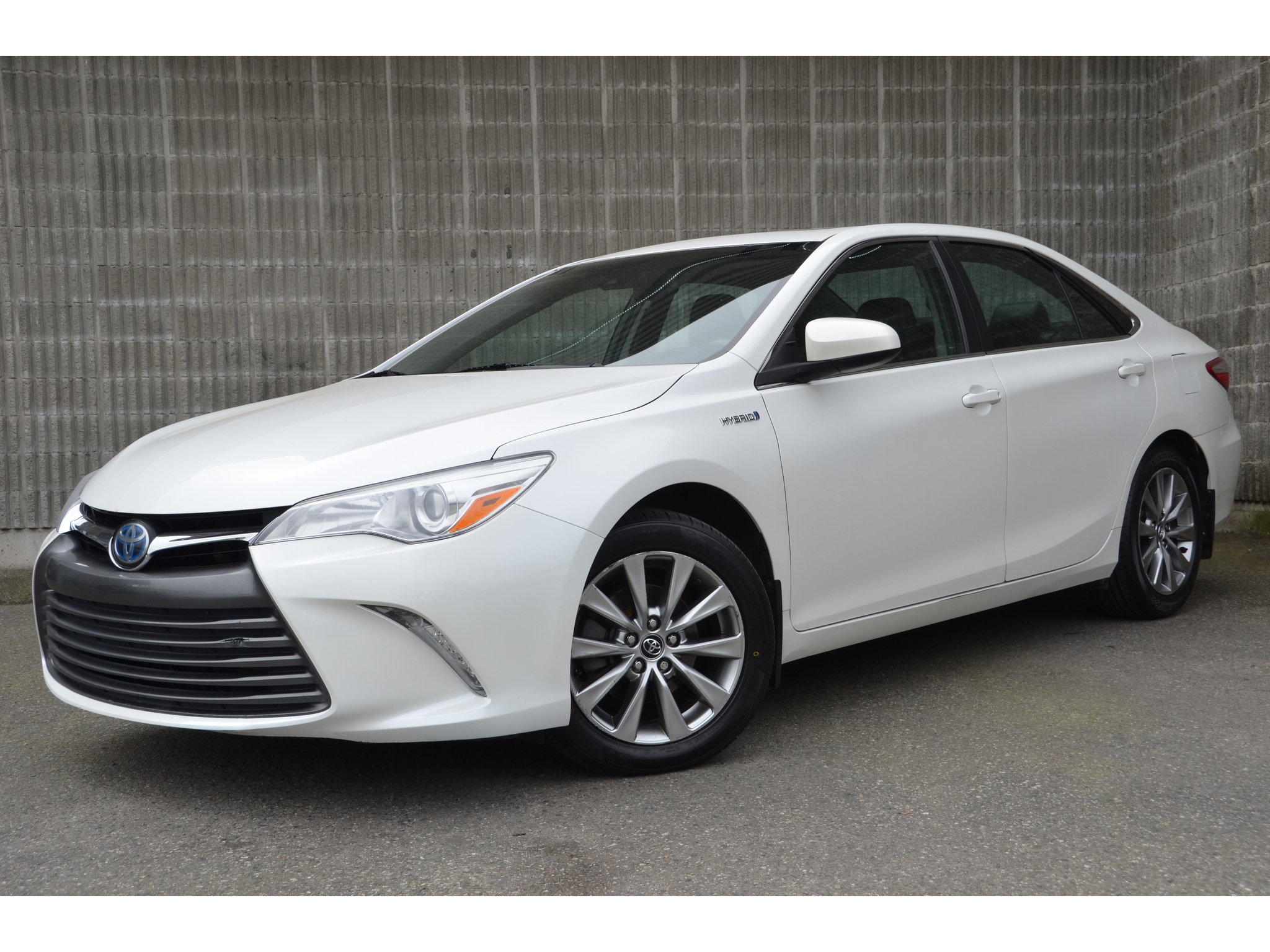 2017 Toyota Camry Hybrid