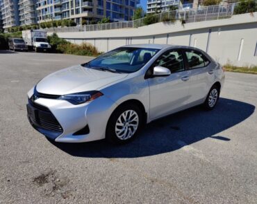 2017 Toyota Corolla 4dr Sdn CVT LE