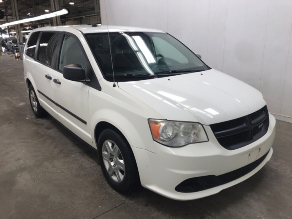 2012 Ram Cargo Van CARGO / ONLY 151829 KMS !! / FULLY LOADED / CLEAN