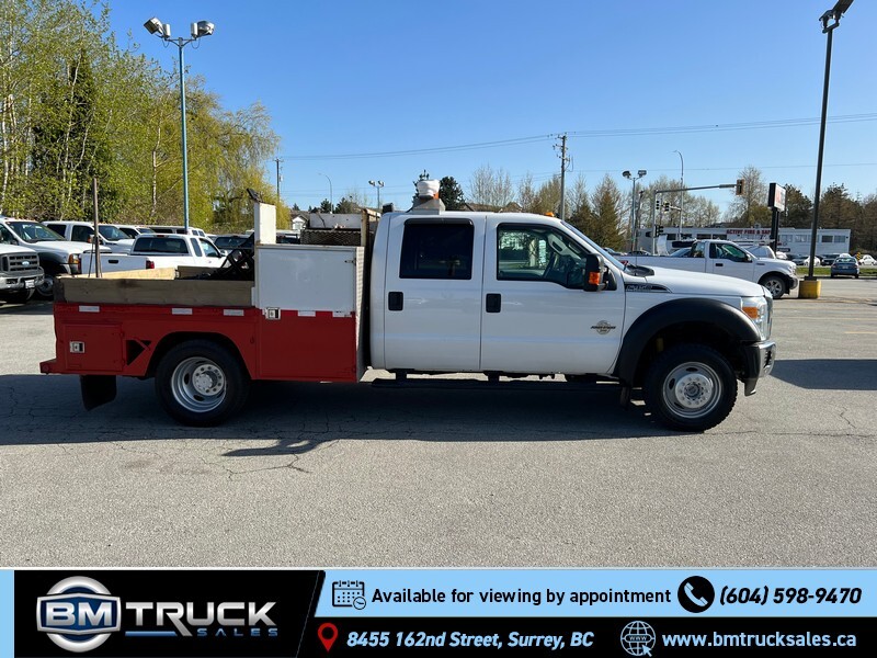 2011 Ford F-450 / Crew Cab / Flat Deck / Dually / 4x4 / Diesel