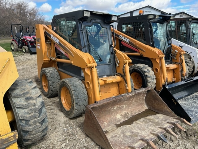 2002 CASE 60XT 