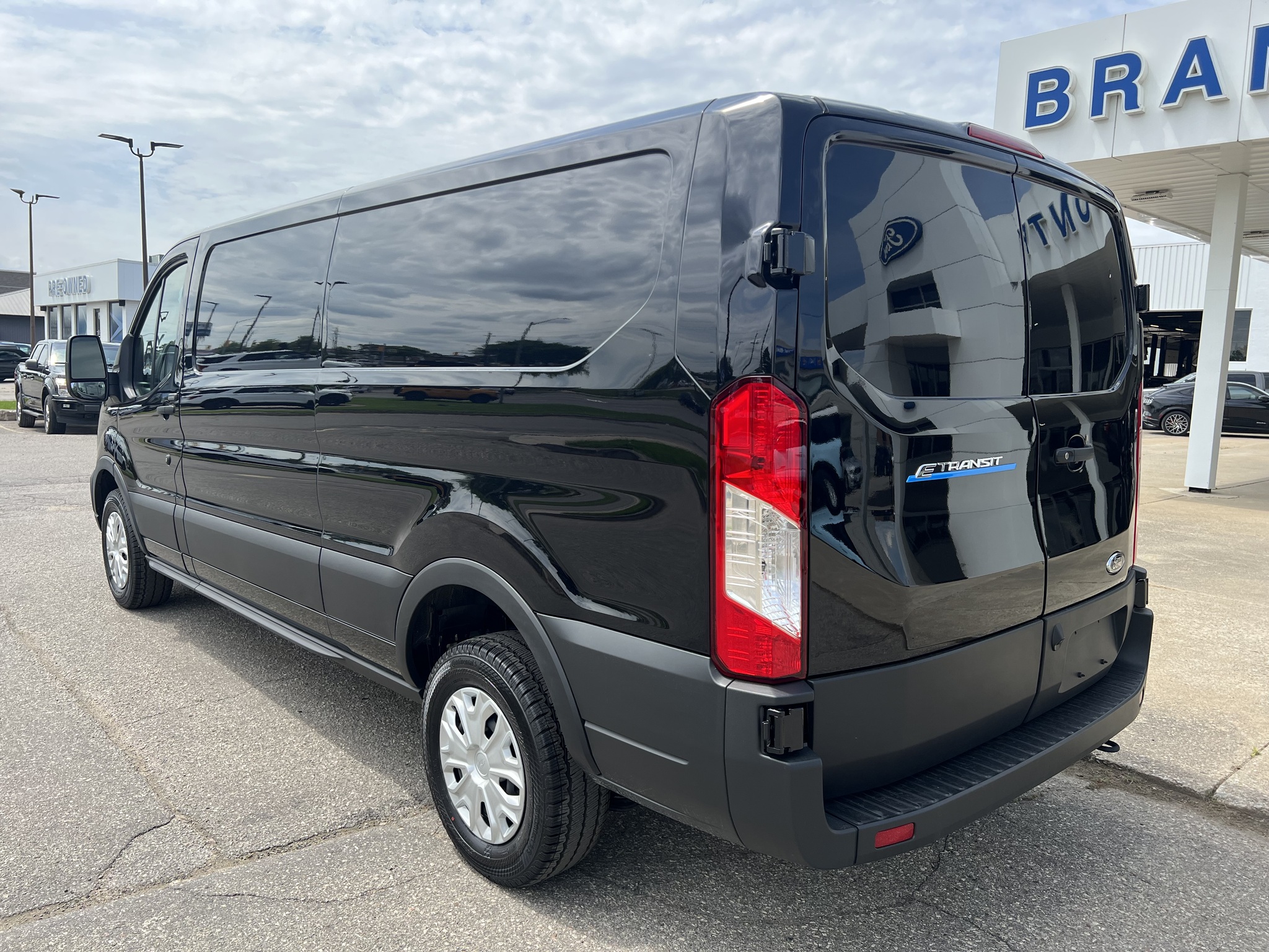 2023 Ford E-Transit Cargo Van