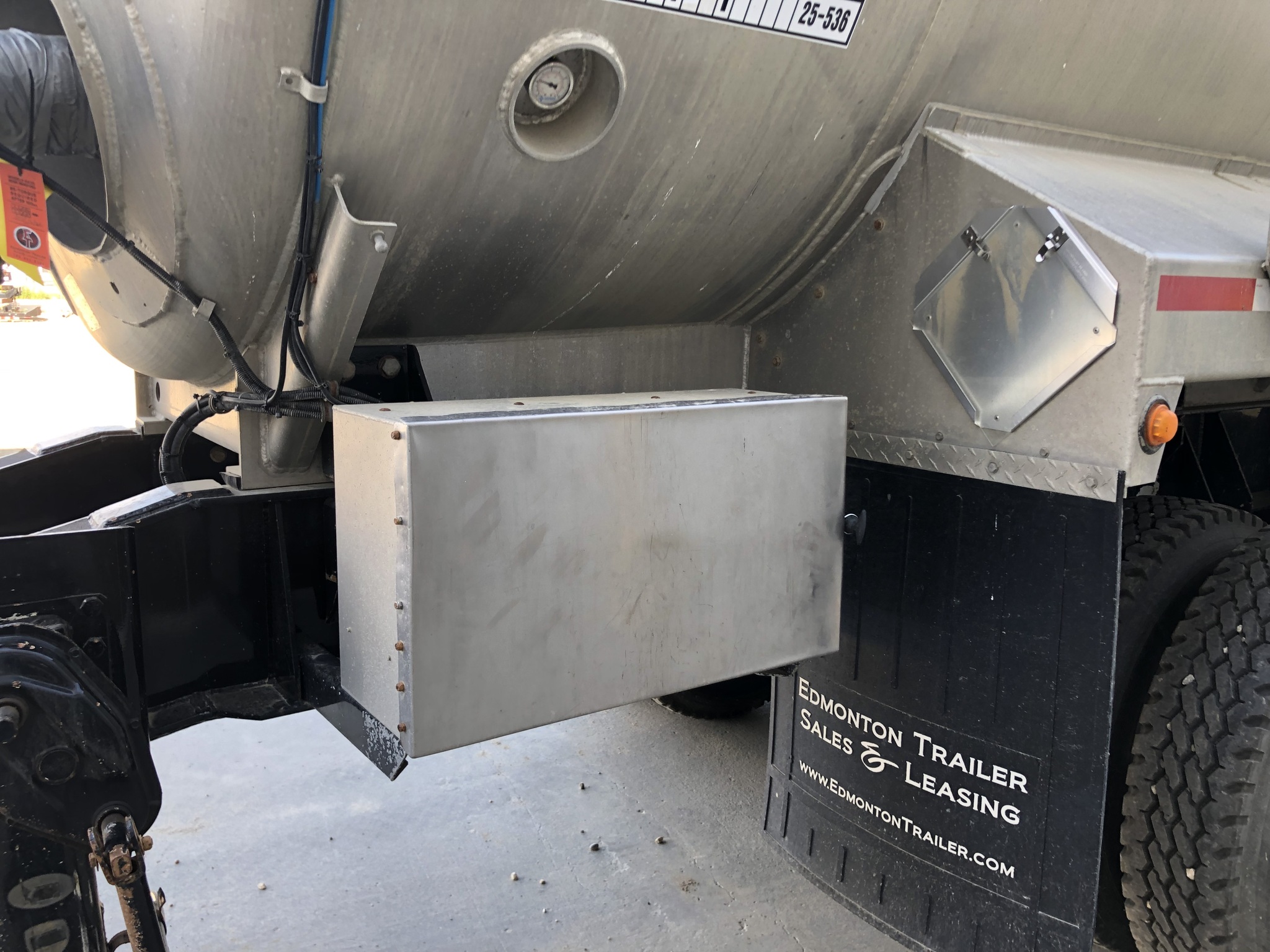 2014 Advance Stiff Pole Pup