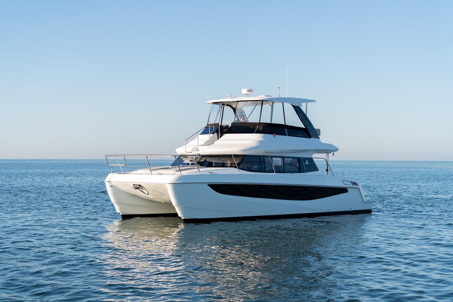 2025 Aquila 42 YACHT 