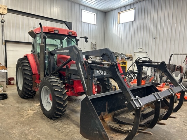 2002 McCormick CX100 