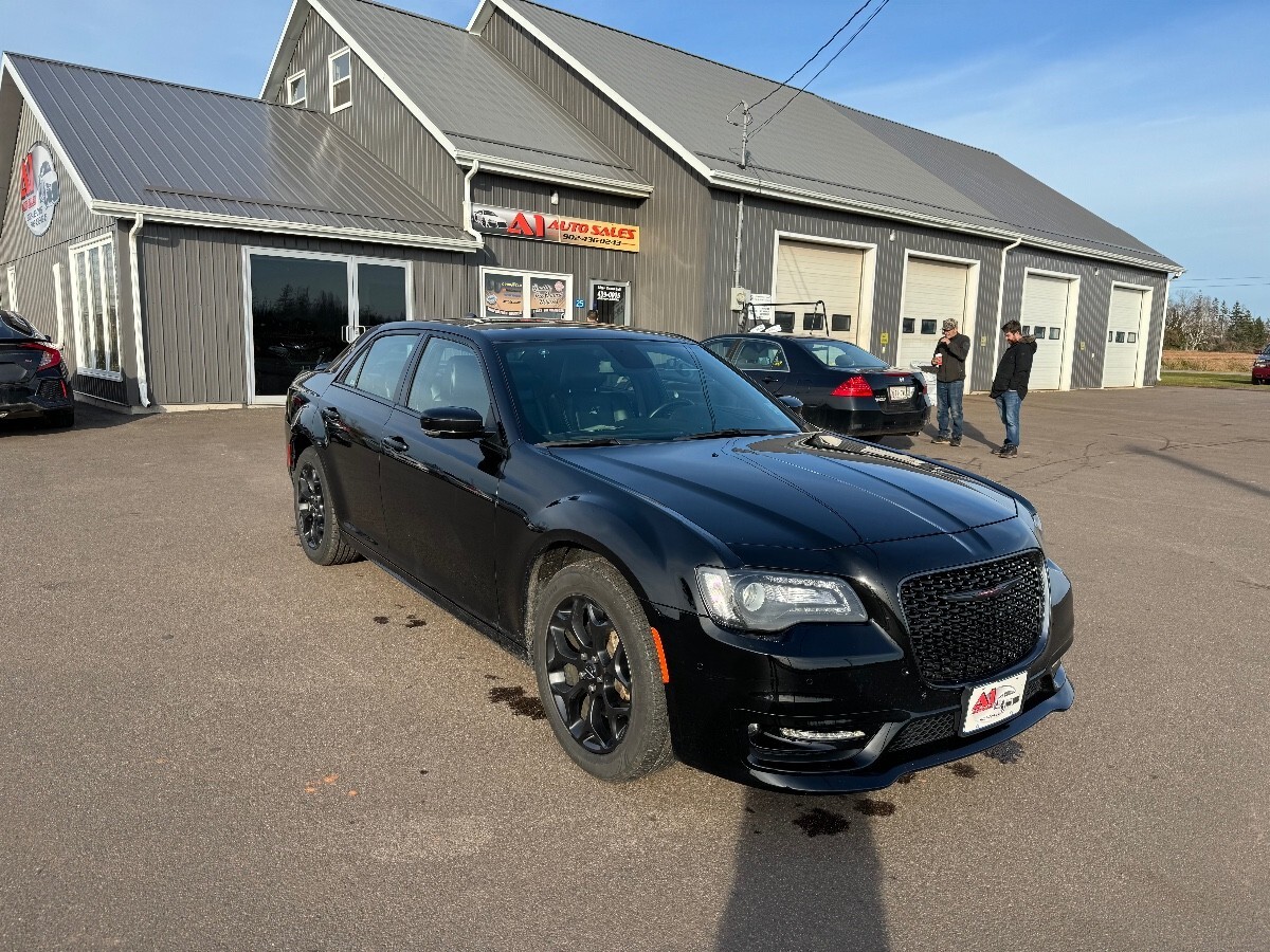 2021 Chrysler 300S  AWD $129 Weekly Tax in 
