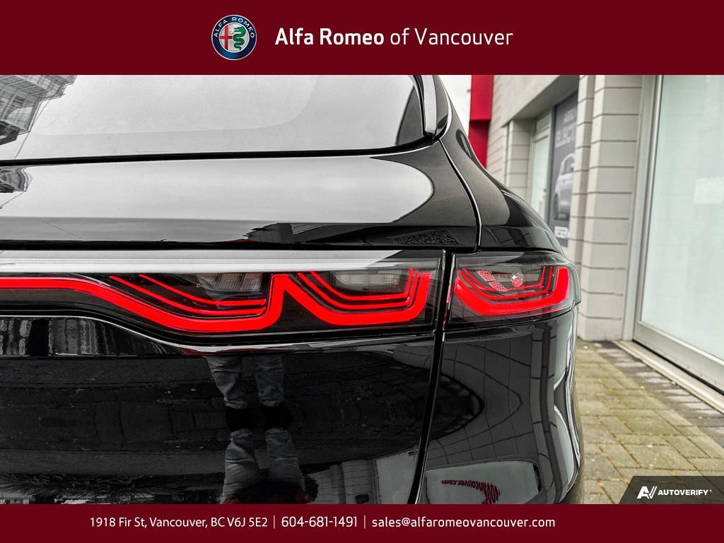 2024 Alfa Romeo Tonale Veloce EAWD, Vancouver, Cash