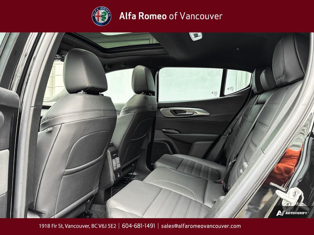 2024 Alfa Romeo Tonale Veloce EAWD, Vancouver, Cash